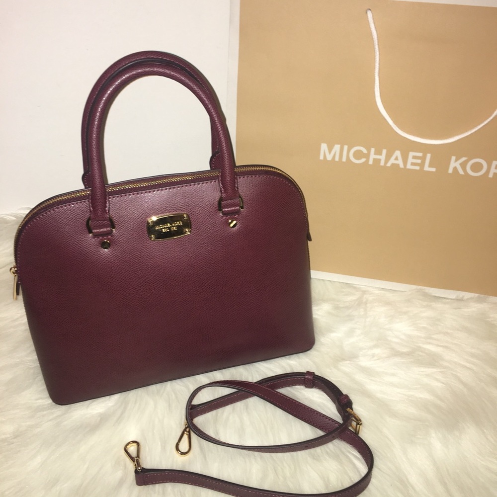 ❌sold ❌Michael Kors Cindy Dome Satchel